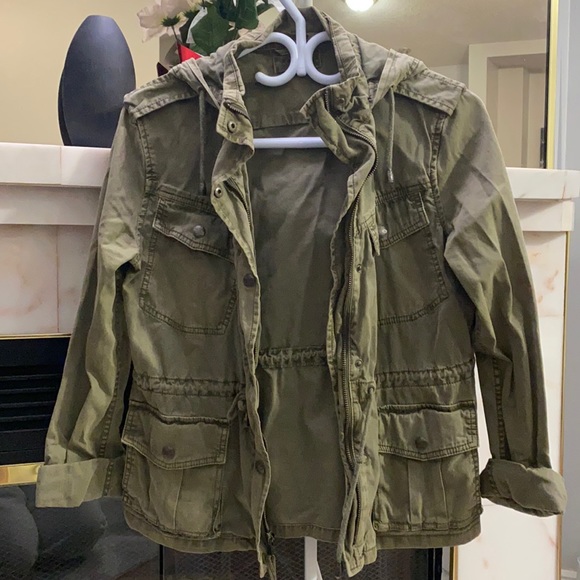 Women Jacket - Picture 1 of 4